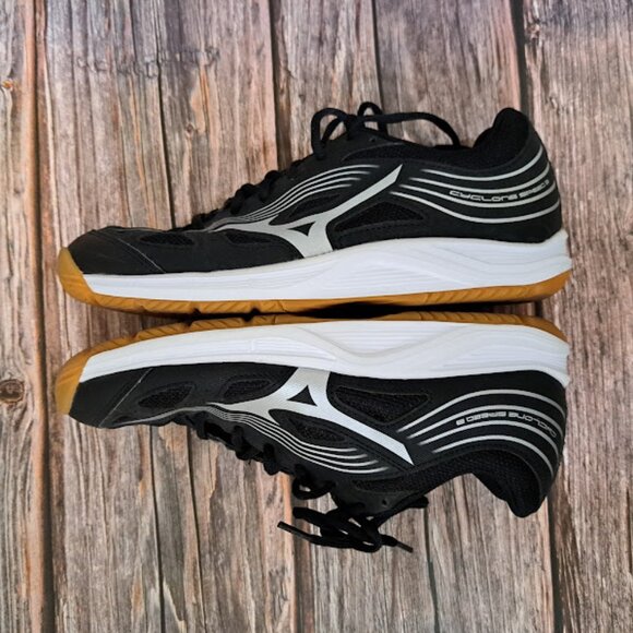 Mizuno Mens Running shoes size 9.5 black and white - Picture 6 of 8